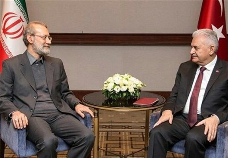 دیدار لاریجانی با نخست وزیر ترکیه