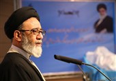 تبریز| آل‌هاشم: عامل بودن علما رمز موفقیت در مقابله با تهاجم فرهنگی است