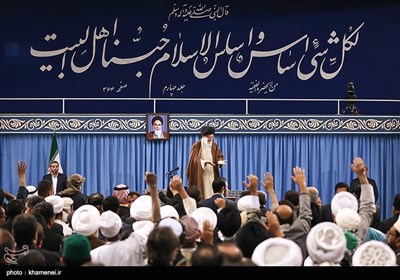 استقبال قائد الثورة الاسلامیة للمشارکین فی مؤتمر محبو أهل البیت(ع) وقضیة التکفیریین