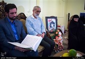 دیدار جامعه قرآنی با خانواده شهید محمود ریاحی