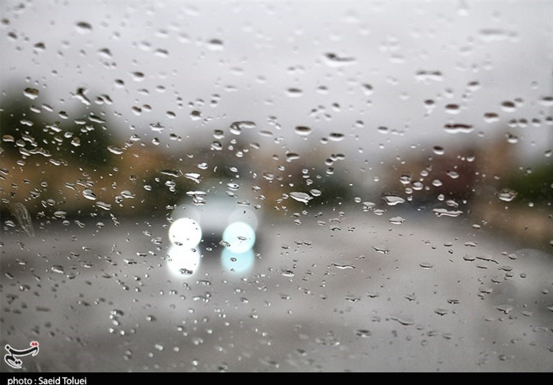 باران در راه اصفهان؛ دمای هوا 12 درجه کاهش می‌یابد