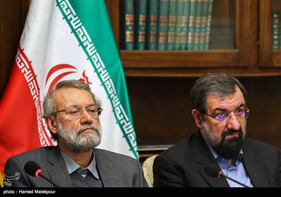 محسن رضایی دبیر مجمع تشخیص مصلحت نظام و علی لاریجانی رئیس مجلس شورای اسلامی