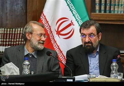 محسن رضایی دبیر مجمع تشخیص مصلحت نظام و علی لاریجانی رئیس مجلس شورای اسلامی