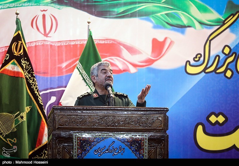 IRGC Commander: Cores of Resistance Have Formed in Region, World