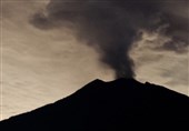فعالیت آتشفشانی در &quot;بالی&quot; هشدارها را به بالاترین حد رساند