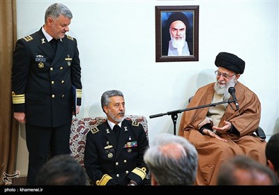  Iranian Navy Commanders Meet Leader
