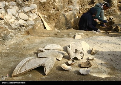 کشف آثار باستانی دوره مادها در میدان امام همدان