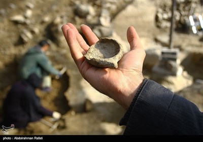 کشف آثار باستانی دوره مادها در میدان امام همدان