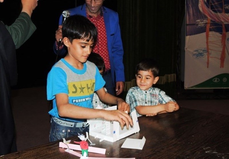 جشنواره استانی تئاتر کاغذی مهتاب کویر در زرند برگزار می‌شود