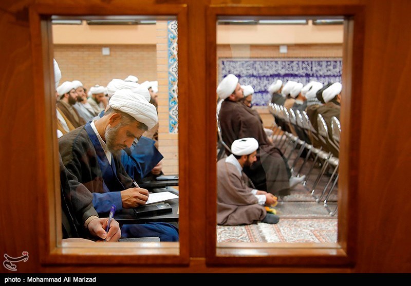 اصفهان|وظیفه طلاب در قرنطینه خانگی چیست؟