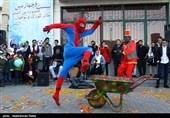 جشنواره تئاتر کودک و نوجوان آسیبهای اجتماعی را در همدان کاهش داده است