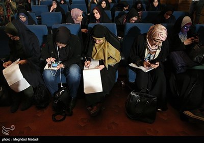 Tehran Hosts Conference on Ayatollah Khamenei’s Letters to Western Youth