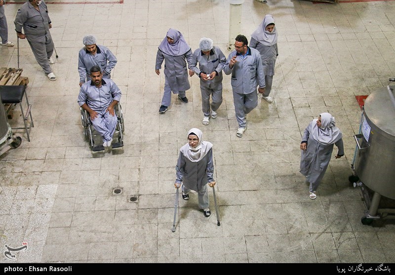اراک| ظرفیت خیران برای برطرف کردن مشکلات معلولان در استان مرکزی به کار گرفته شود
