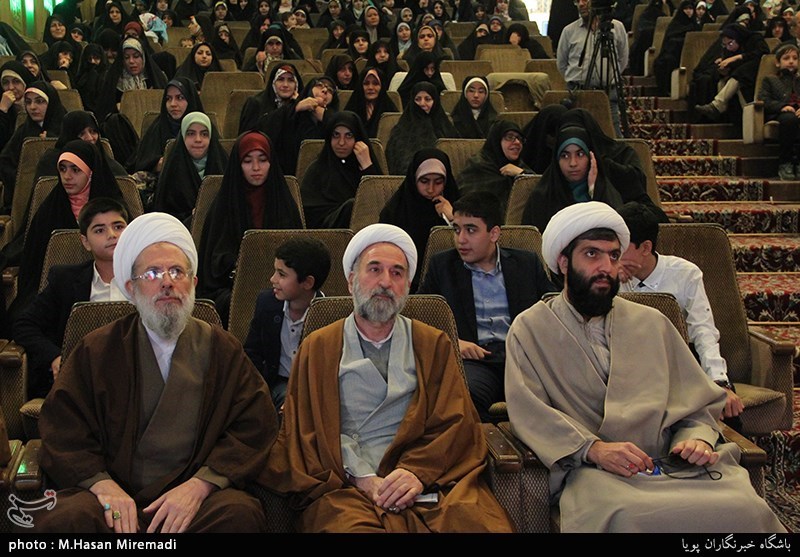 تجلیل از 19حافظ کل قرآن