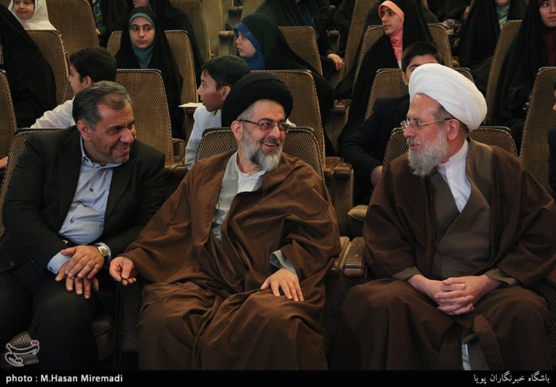 تجلیل از 19حافظ کل قرآن