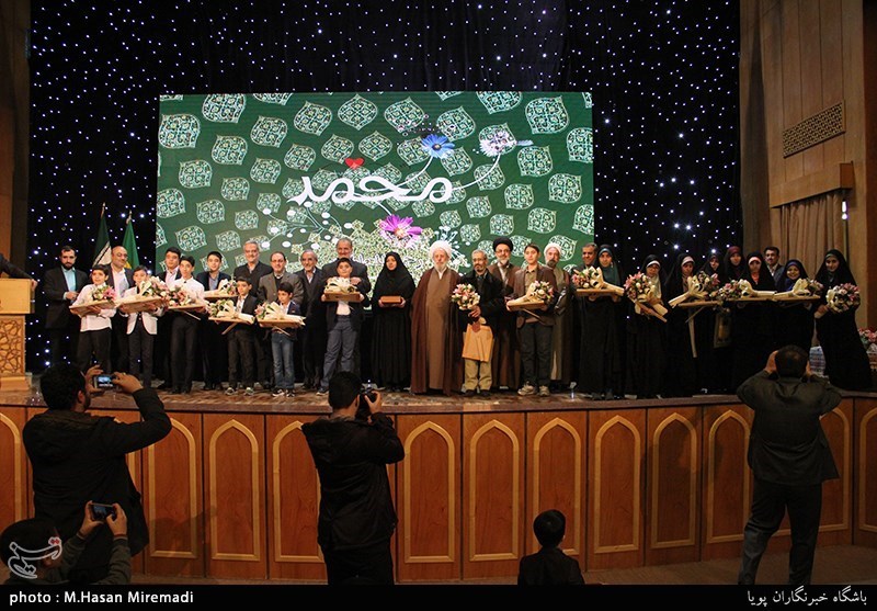 تجلیل از 19حافظ کل قرآن