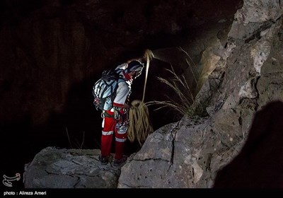 عملیات امداد رسانی به جوان 24 ساله در کوه های فال مُهر - فارس