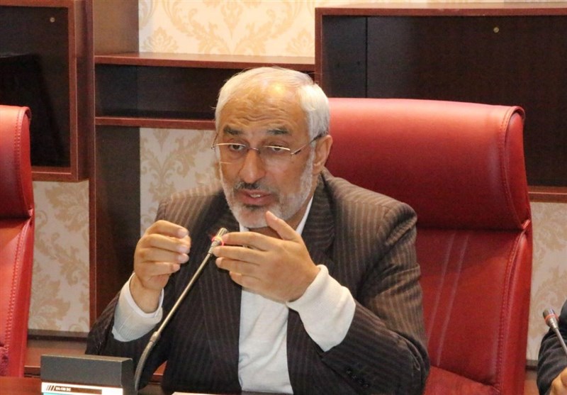 زاهدی: آقای روحانی برای رضایت مردم کابینه خود را ترمیم کند