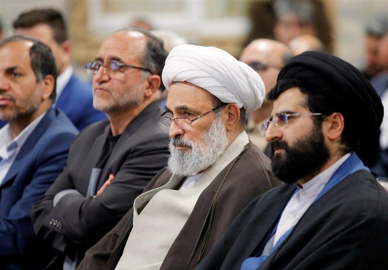 همایش باران فیروزه‌ای