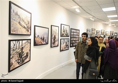 نمایشگاه عکس انجمن عکاسان انقلاب و دفاع مقدس