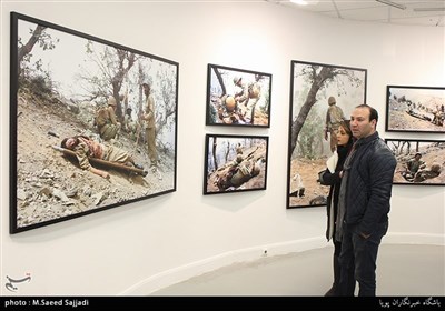 نمایشگاه عکس انجمن عکاسان انقلاب و دفاع مقدس