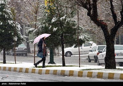 بارش برف پاییزی در همدان