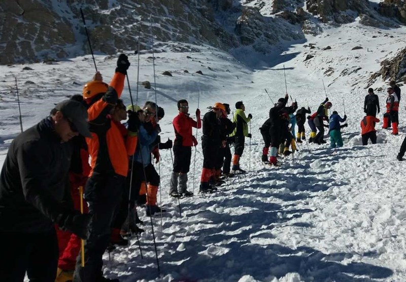 آخرین اخبار از حادثه کوهنوردان مشهدی در اشترانکوه/ 8 کوهنورد جان باختند؛ ادامه تلاش‌ها برای پیدا کردن آخرین مفقودی