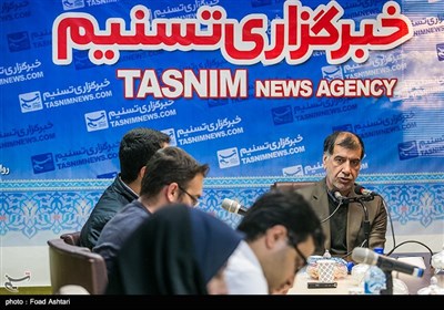 نشست خبری باهنر در خبرگزاری تسنیم