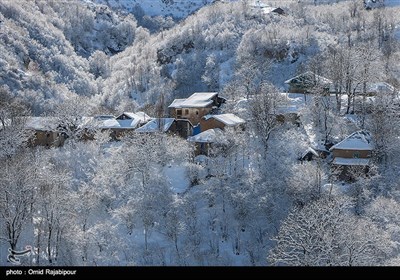 ایران کے صوبہ ہمدان میں موسم خزاں کی پہلی برف باری