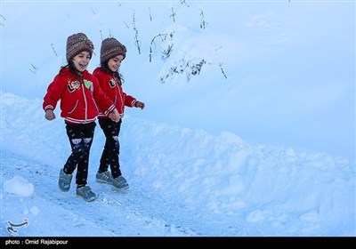 ایران کے صوبہ ہمدان میں موسم خزاں کی پہلی برف باری