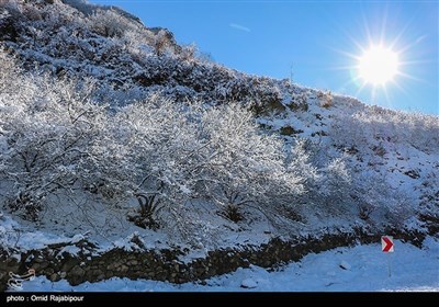 ایران کے صوبہ ہمدان میں موسم خزاں کی پہلی برف باری