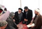 دلجویی رئیس بنیاد شهید از ایثارگران زلزله‌زده کرمانشاه