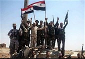 ارتش سوریه وارد اولین روستاهای ادلب شد/کشف انبارهای بزرگ تسلیحات داعش در دیرالزور+تصاویر
