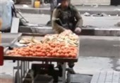 میوه دزدی افسر صهیونیست از فلسطینیان + فیلم