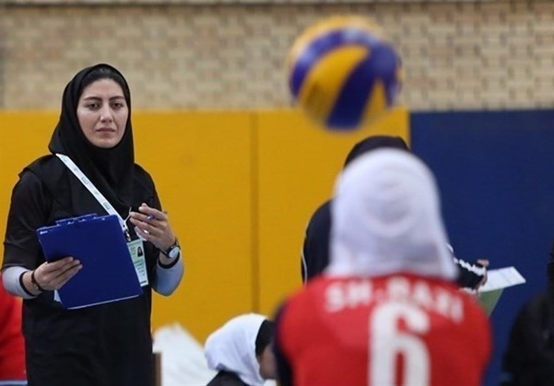 هاشمی: بازیکنان ملی‌پوش بین تیم‌های والیبال تقسیم شده‌اند
