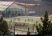 زمین فوتبال مجموعه ورزشی شهدای درکه