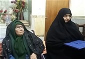دیدار خانواده شهید حججی با مادر شهید سیف الدینی در کرمان