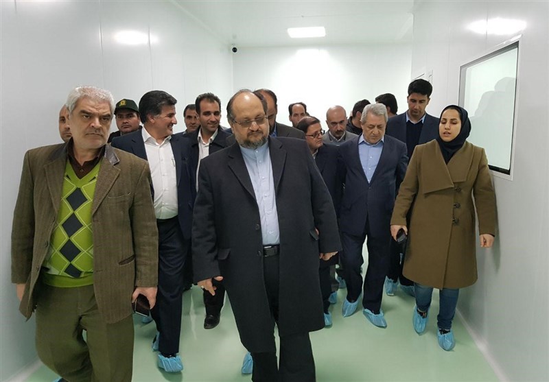 افتتاح دو واحد تولیدی در ‌مشهد ‌مقدس با حضور وزیر صنعت‌