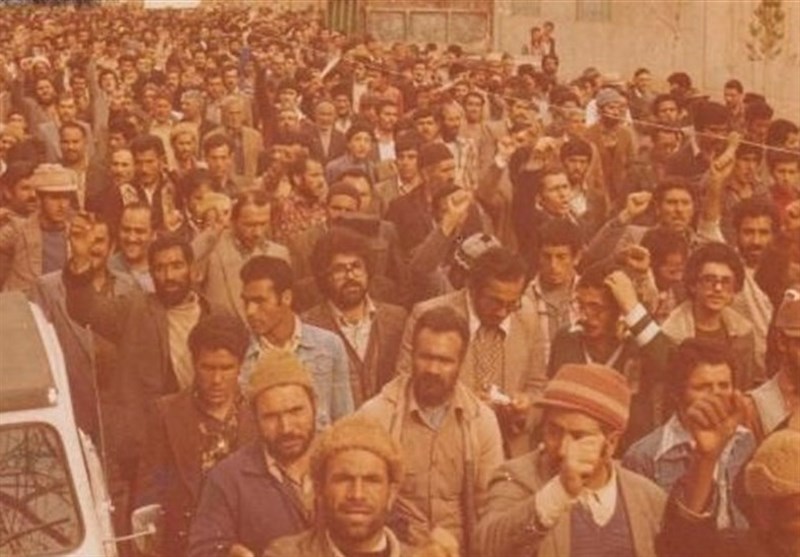 12 دی حرکت تاریخی و ماندگار مردم شرق گلستان در آستانه پیروزی انقلاب اسلامی است
