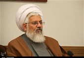 امام جمعه زنجان: دشمنان آرزوی تجزیه ایران را به گور خواهند برد
