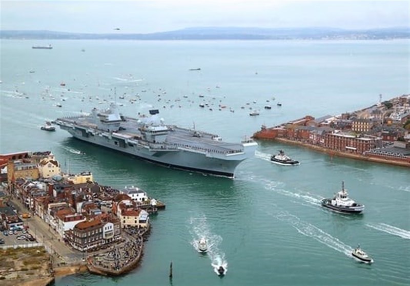 UK&apos;s Newest, Biggest Aircraft Carrier, Springs A Leak