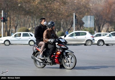 وضعیت کیفی هوای شهر اصفهان برای گروه‌های حساس ناسالم اعلام شده و از خانواده‌ها درخواست شد کودکان و سالمندان خود را تا حد امکان از منزل خارج نکنند.