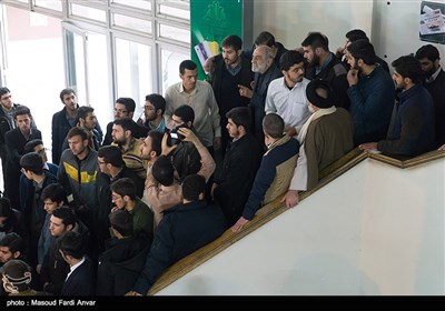 گردهمایی دانشجویان تبریز با حضور حسین شریعتمداری مدیر مسئول روزنامه کیهان