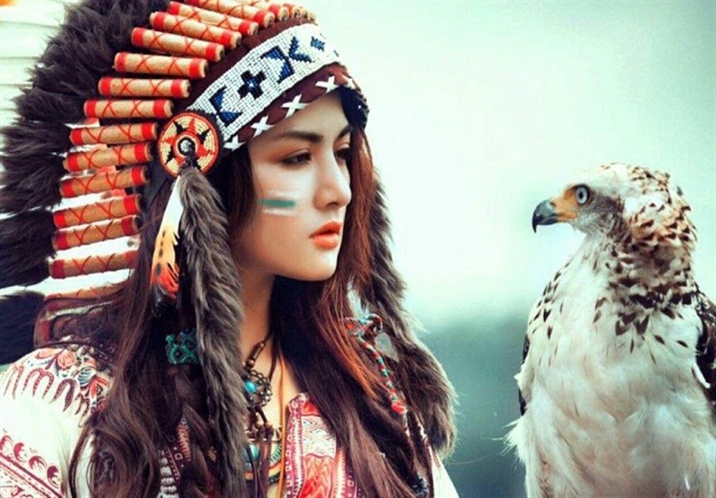 "زمین زیر پایمان" خاکستر نیاکانمان است!