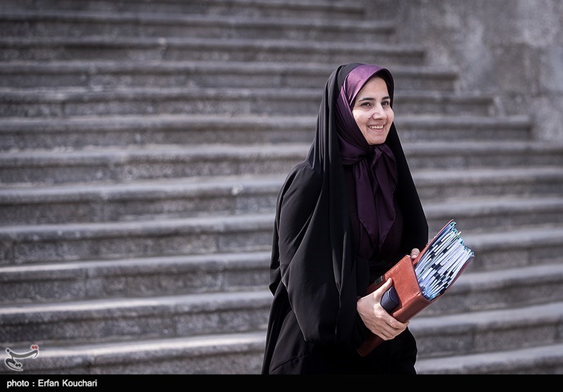 روایت &quot;جنیدی&quot; از &quot;عتاب و خطاب‌‌های&quot; روحانی درباره حقوق شهروندی