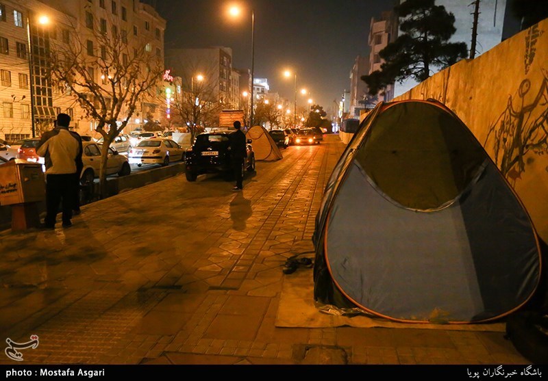 حضور مردم پس از زلزله درخیابان های شهر تهران
