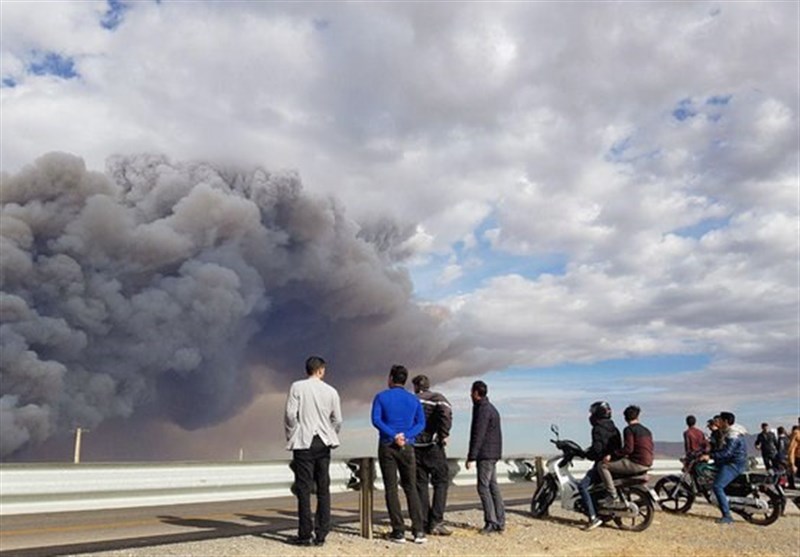 50 هکتار از اراضی میقان اراک در آتش سوخت