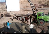 12 کانکس به مردم زلزله‌زده منطقه هجدک تحویل داده شد