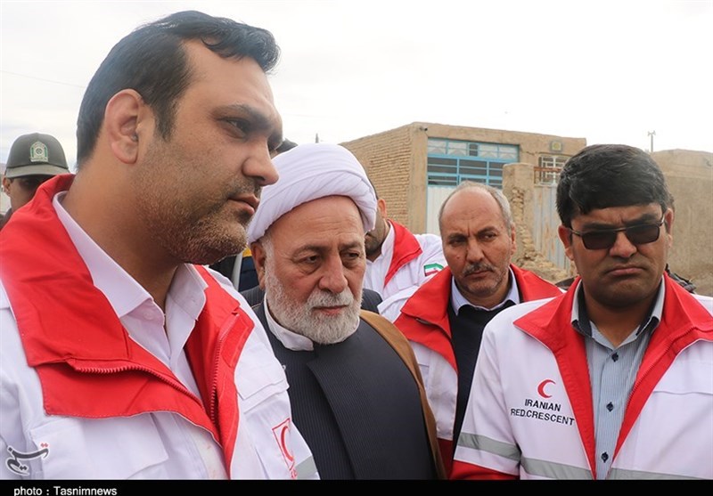ازدید دبیرکل جمعیت هلال احمر کشور از مناطق زلزله زده کوهبنان