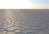 دریاچه نمک قم، ظرفیت بی‌نظیری در سرمایه‌گذاری و تحول اقتصادی است